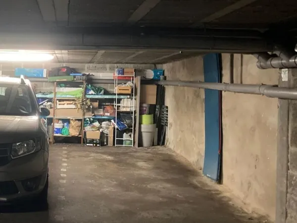 Loue parking