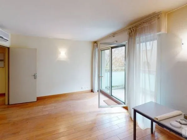 Bureaux 3 pièces 80 m²
