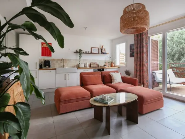 T3 DUPLEX RECENT AVEC GRAND GARAGE