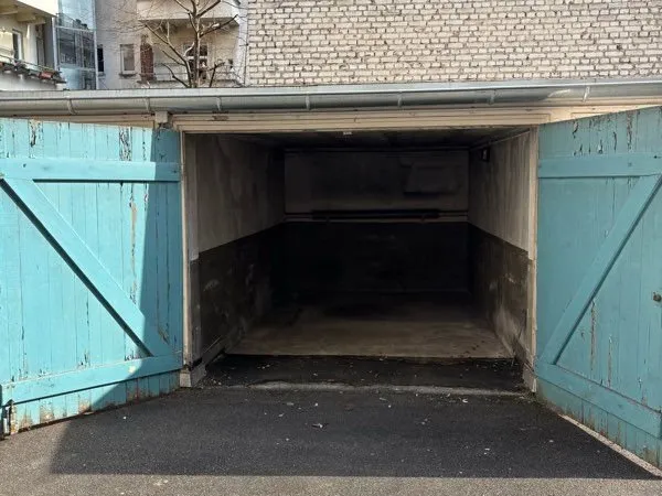 Location box