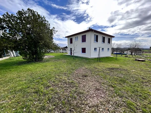 Maison 6 pièces 77 m²