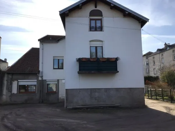 Immeuble de rapport 250 m²