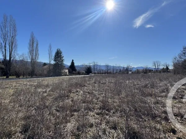 Terrain 497 m²