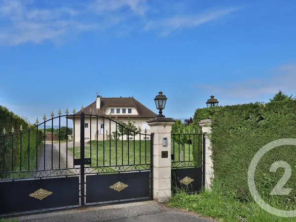 Maison 8 pièces 190 m²
