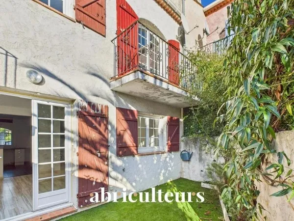 Domaine privé - Villa 3 chambres - 89m² - Villeneuve-Loubet