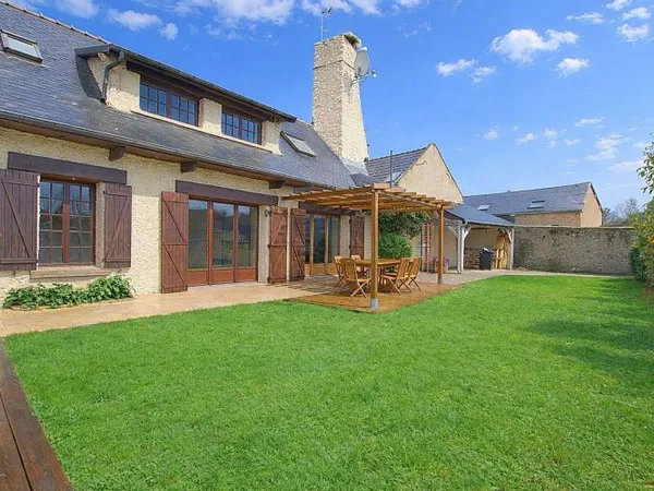 Maison 3 pièces 152 m²