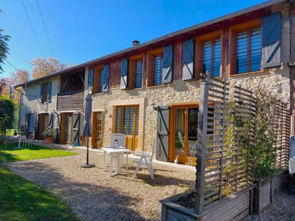 Maison 7 pièces 280 m²