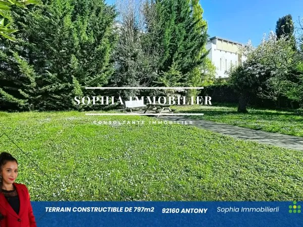 Terrain 797 m²
