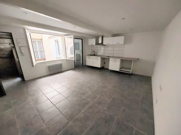 Studio rénové Avignon IM - Lycée Mistral