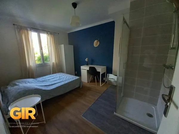 RENNES CENTRE VILLE 9 Chambres meublées en colocation dans une maison