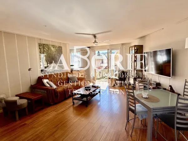 À acheter à Villeneuve-Lès-Avignon : appartement avec terras