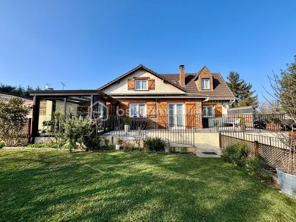 Maison 5 pièces 145 m²