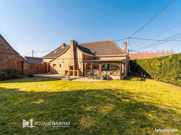 Maison 10 pièces 283 m²