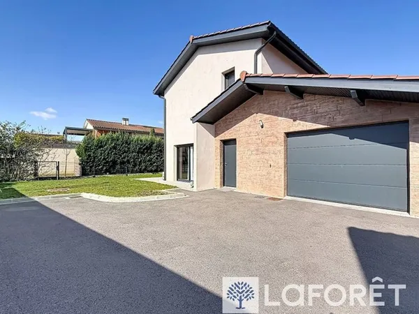 Maison 6 pièces 131 m²
