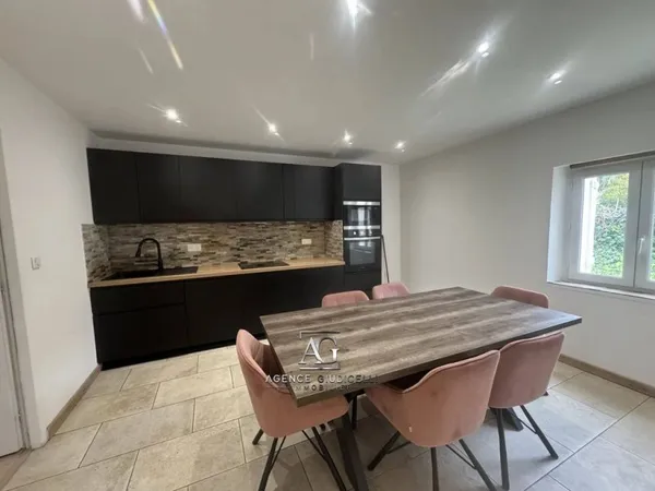 Maison de luxe 4 pièces 90 m²