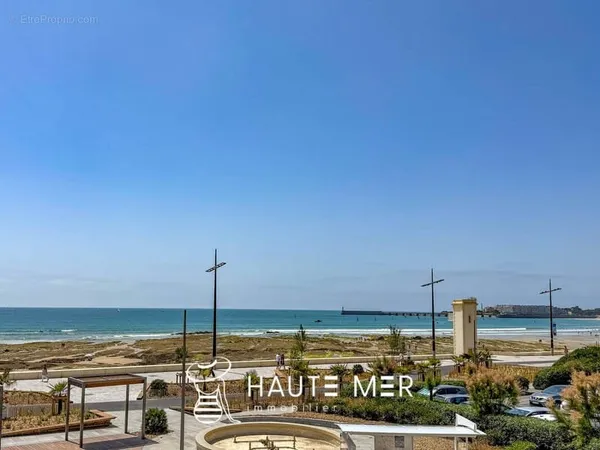 PIRATE - Ensemble immobilier face à la mer