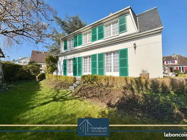 Maison 7 pièces 156 m²