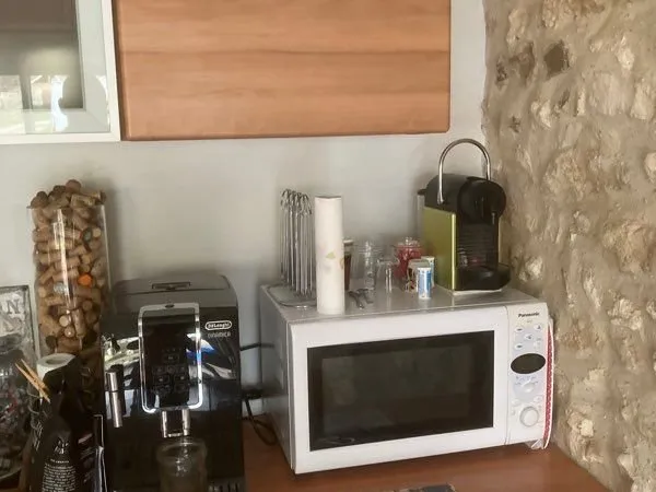 Appartement type studio refait à neuf