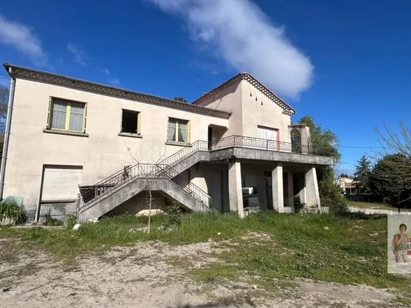 Maison familiale avec fort potentiel - coeur de village