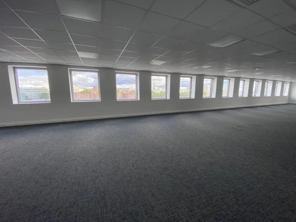 Bureaux 298 m²