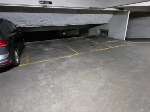Parking 9 m²