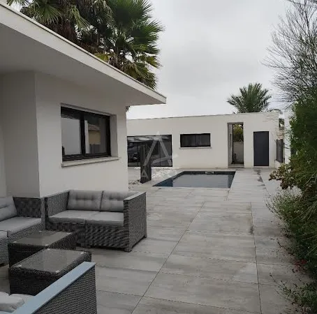 Maison 6 pièces 165 m²