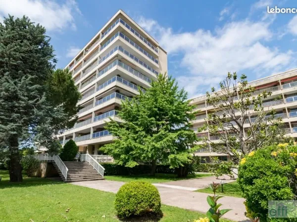 Bureau 119 m²
