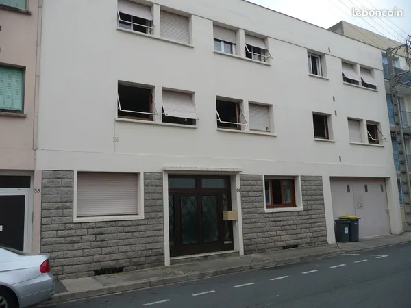 Appartement climatisé en duplex dans petite copro