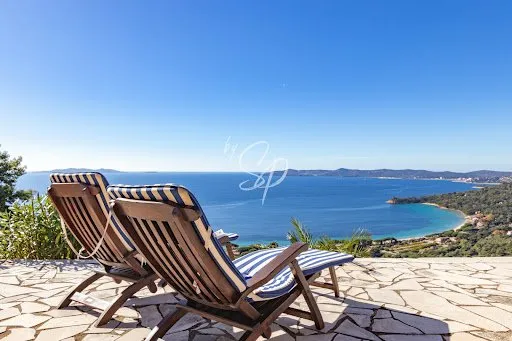 Villa 6 pièces 140 m²