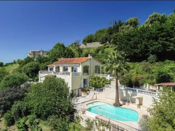 Maison et villa de prestige Vente Vence 6p 195m² 935000€