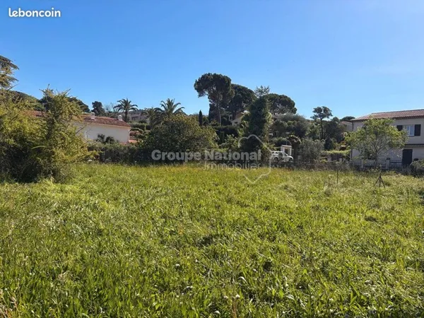 Terrain 685 m² PEGOMAS