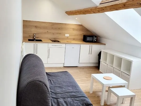 Studio meublé à louer