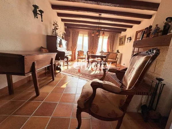 Maison 6 pièces 102 m²