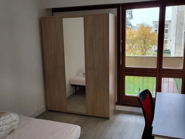 Chambre dans une colocation meublée à Angoulême