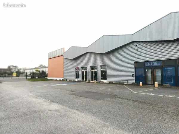 LOCAL COMMERCIAL 1144 m² GONFREVILLE L'ORCHER