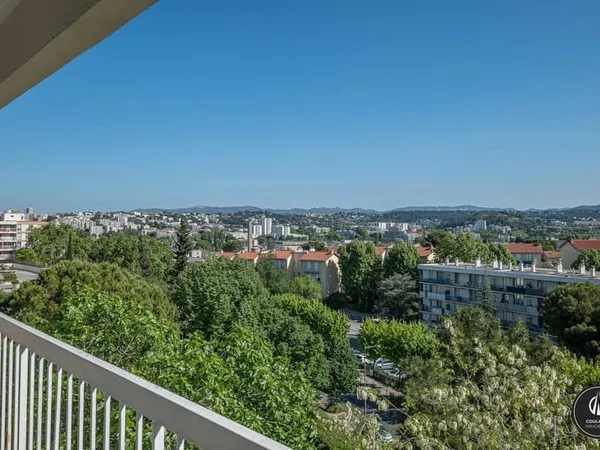 Marseille 10ème A vendre Appartement T4 en étage avec vue dégagée