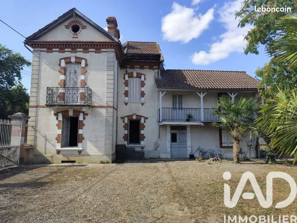 Maison 6 pièces 202 m²