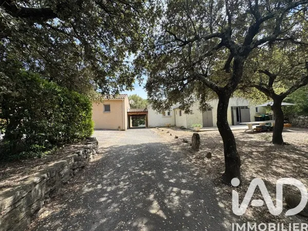 Maison 8 pièces 192 m²