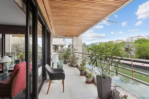 Appartement 4 pièces 113 m²
