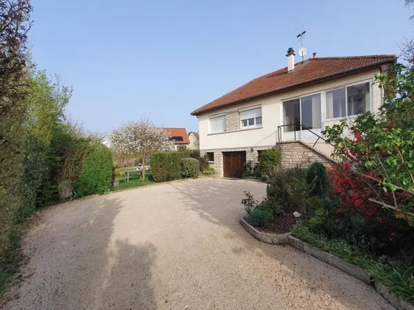 Maison 5 pièces 100 m²