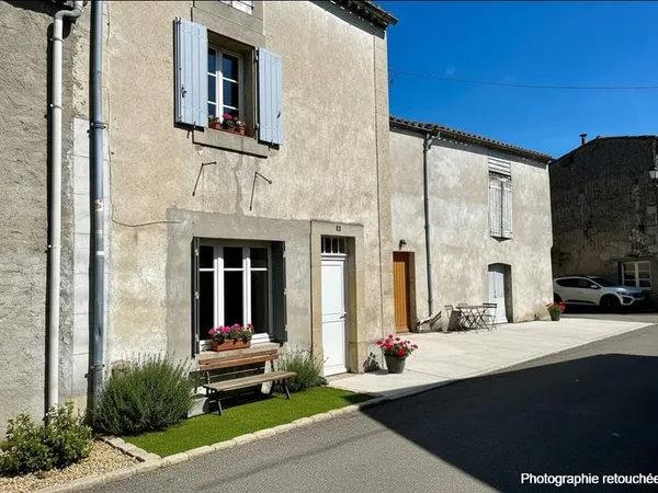 Ensemble d'immobilier à renover