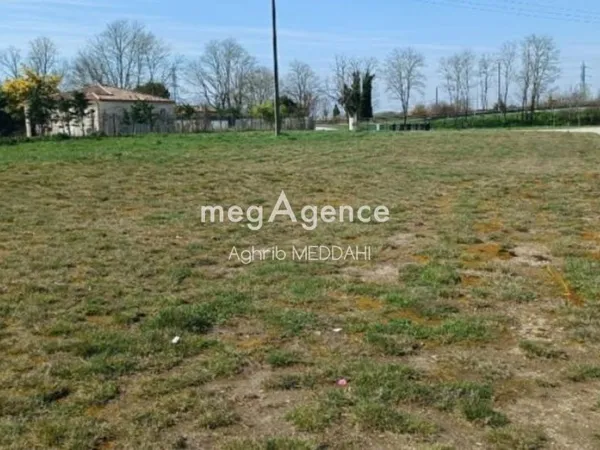 Terrain a vendre à Ambarés
