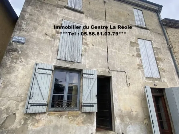 Ensemble immobilier avec 2 maisons et combles communs au 2èm