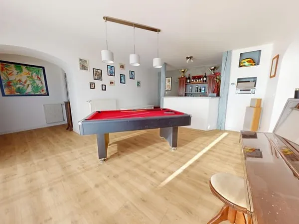 Maison 6 pièces 170 m²