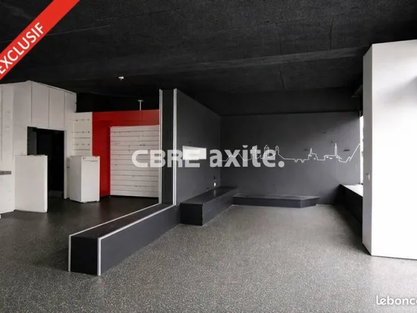 LOCAL COMMERCIAL 105 m² ANNECY