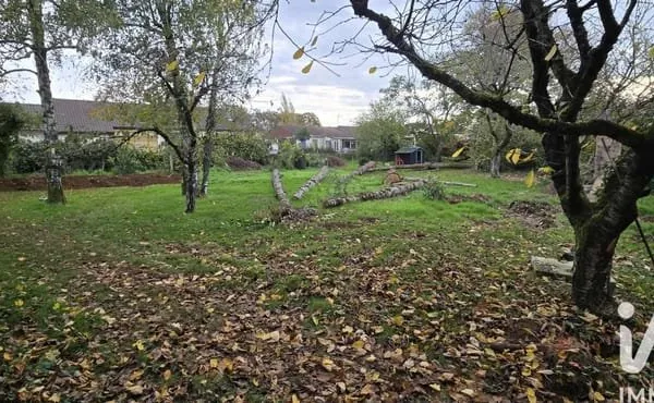 Terrain 1872 m²