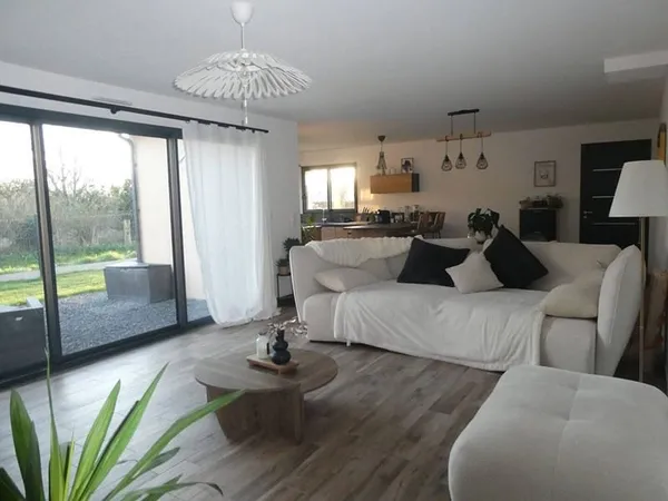 Maison de plain-pied 4 pièces 113 m²