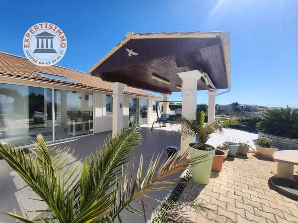Maison de luxe 4 pièces 104 m²
