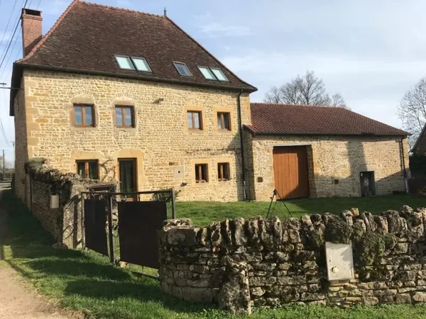 Maison 7 pièces 250 m²