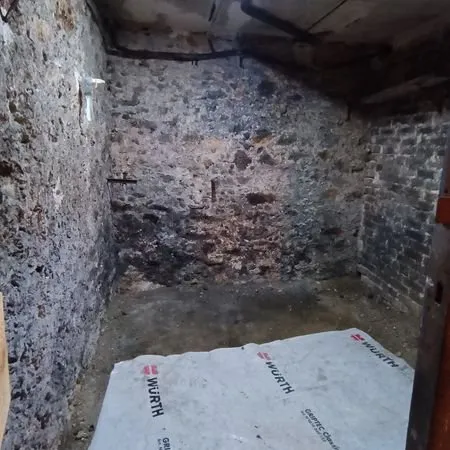 Grande cave 6m2 déjà louée 85/mois